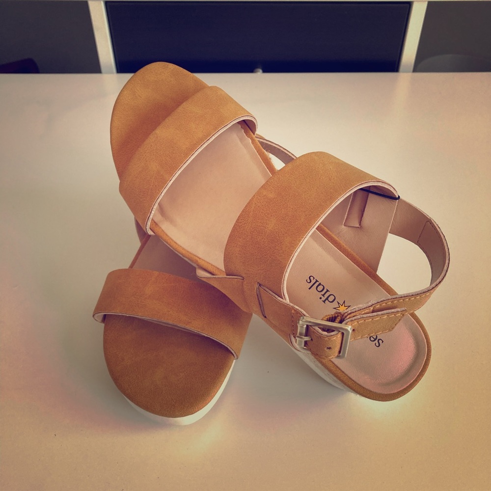 Brand New Seven Dials platform shoes